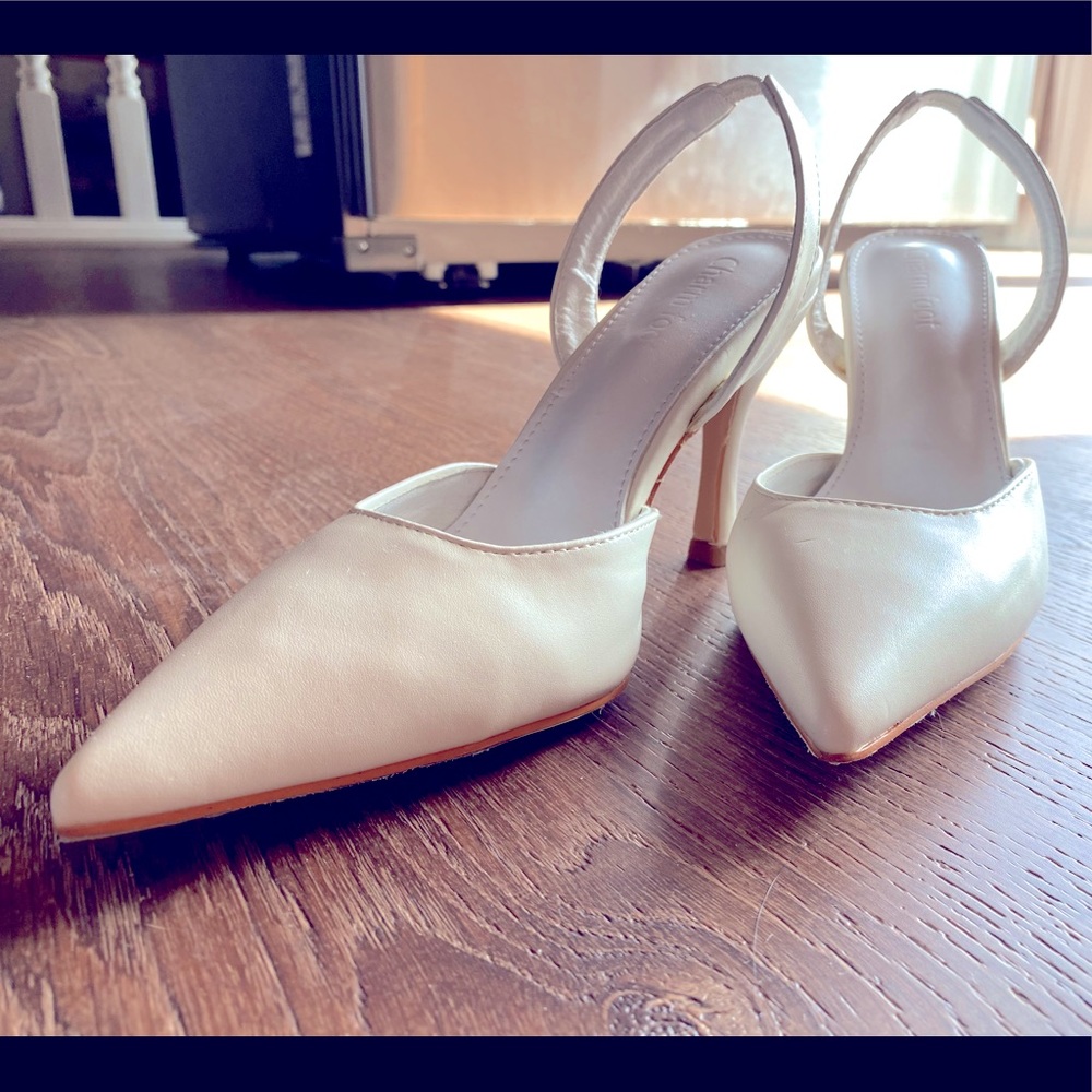 NWOT- Charm Foot White Slingback Heels, Size 6.5/37